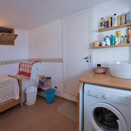 Sleeps 8 Pool Air Con Wifi Villa